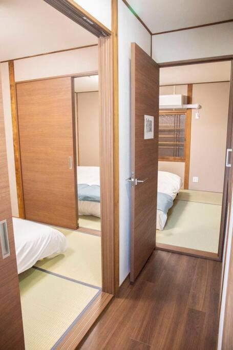 Apartment 西九条徒歩3分 Usjまで15分 フルリノベーション アクセス抜群 *